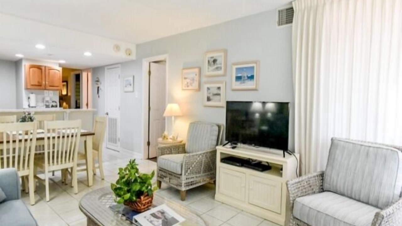 Photo of Livingroom in North Ocean City