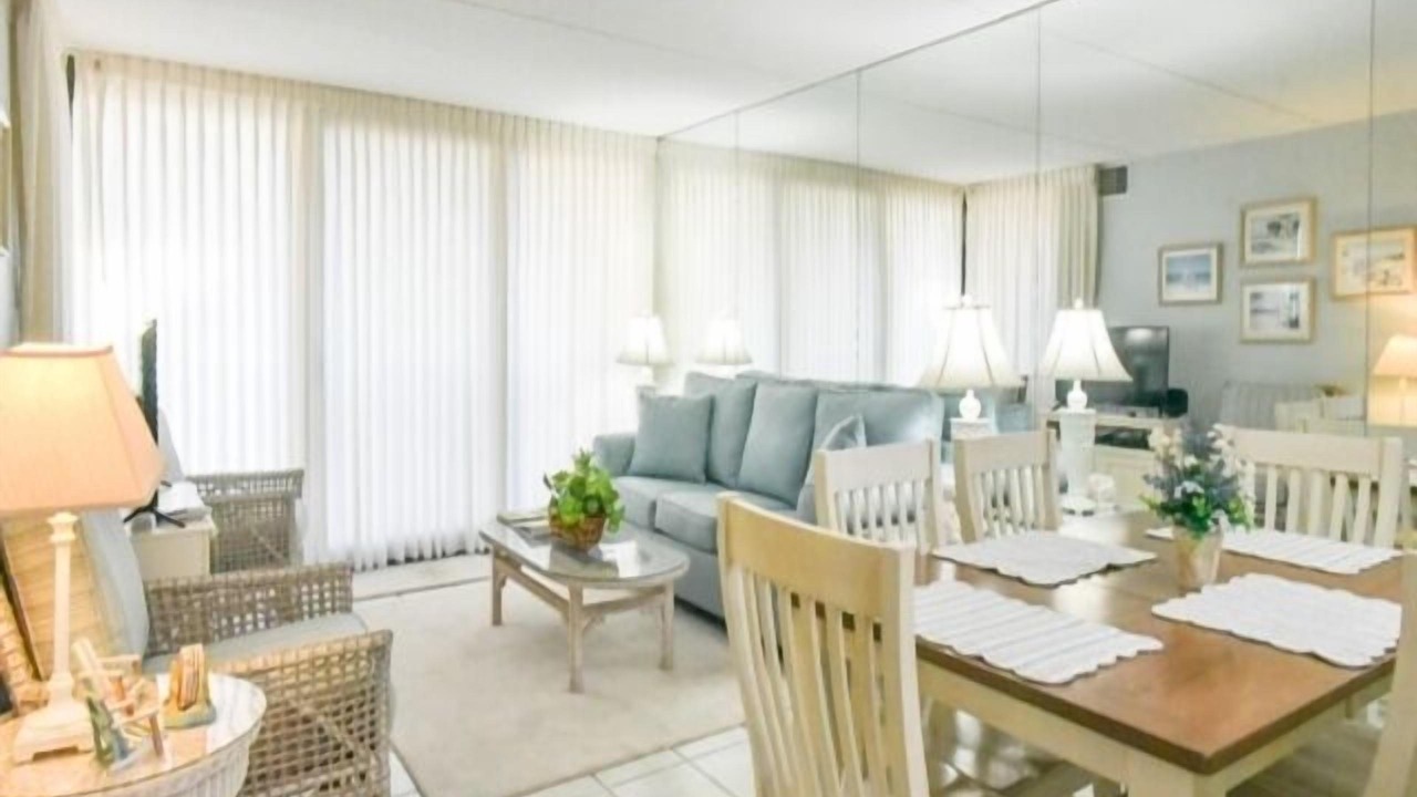 Photo of Livingroom in North Ocean City