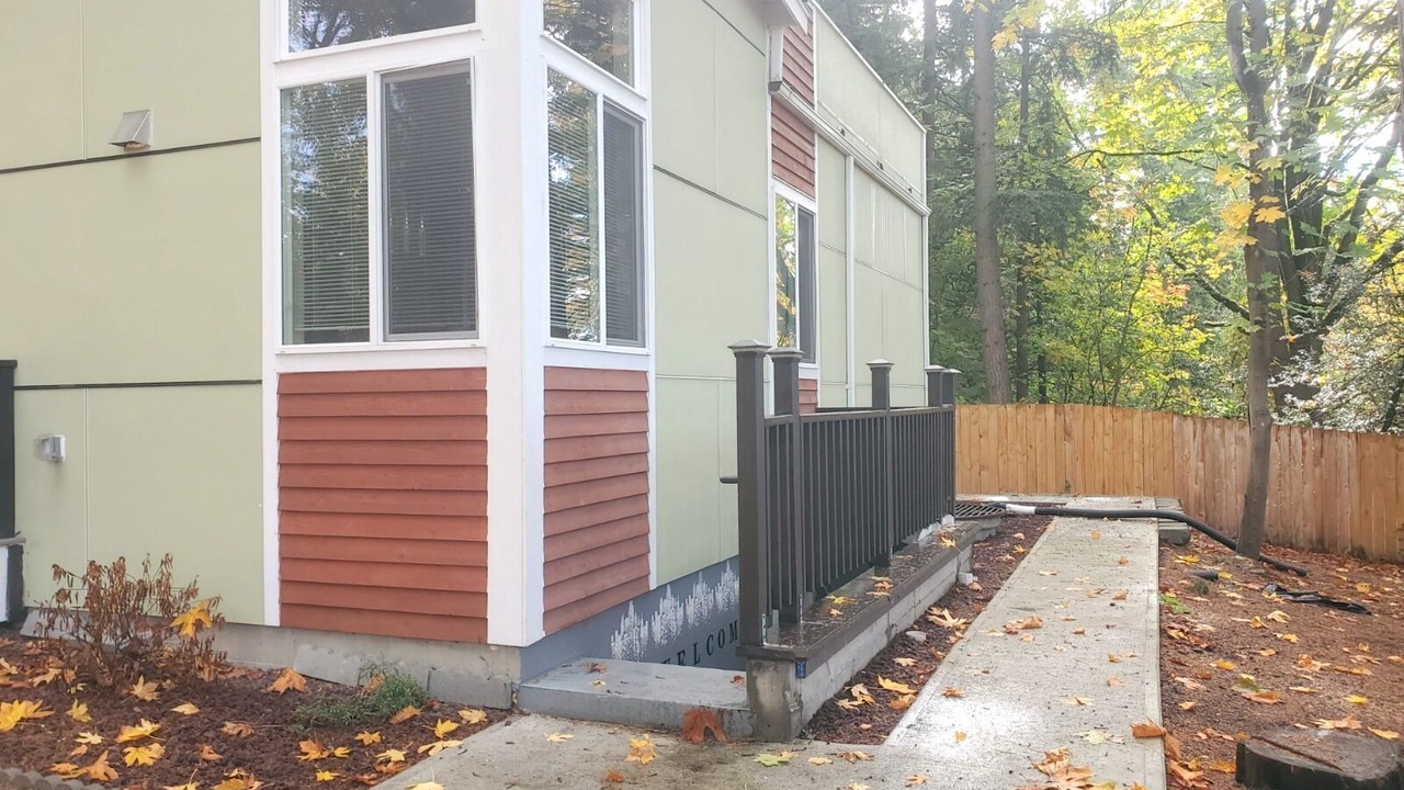 Photo of Others in Inglewood-Finn Hill