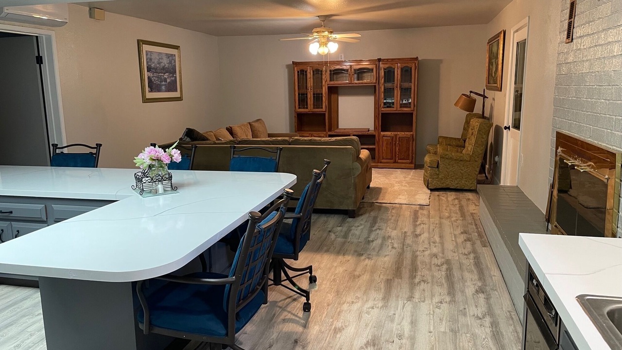 Photo of Others in Nut Tree