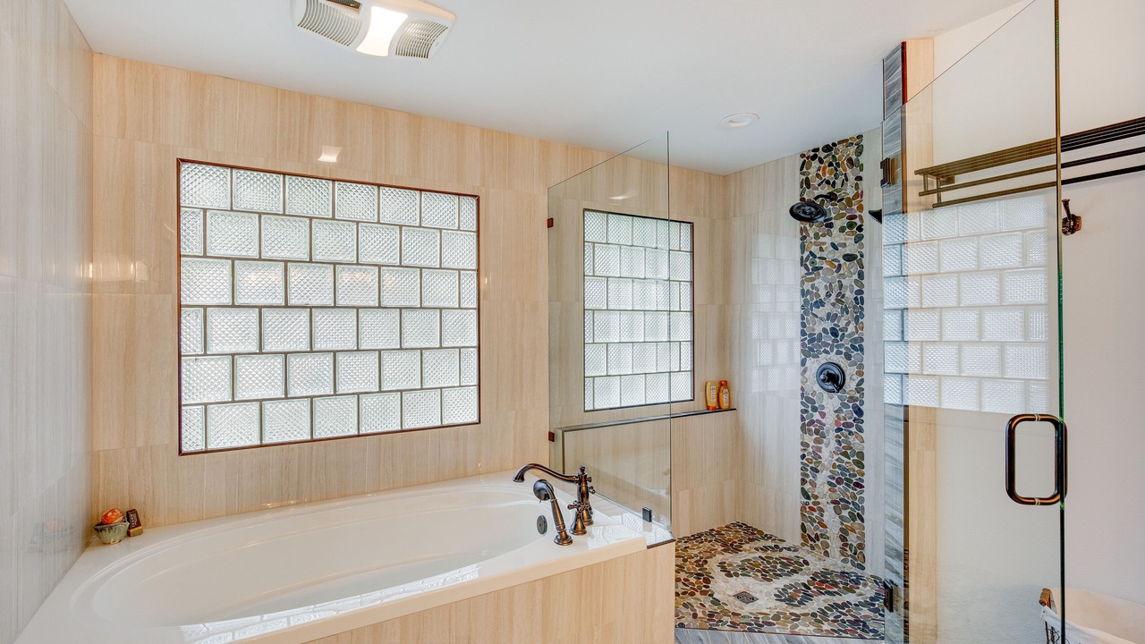 Photo of Bathroom in Holly Lake Ranch