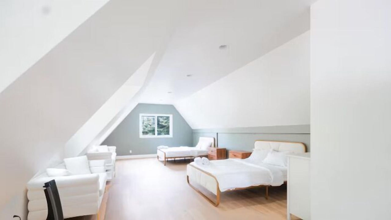 Photo of Bedroom in Louth