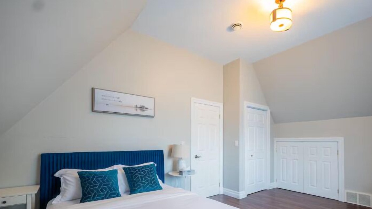 Photo of Bedroom in Louth