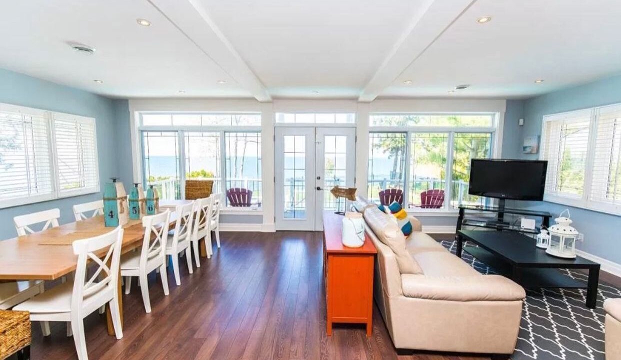 Photo of Livingroom in Louth