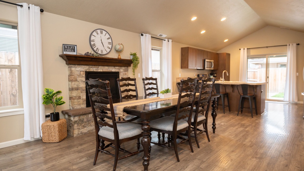 Photo of Others in Larkspur