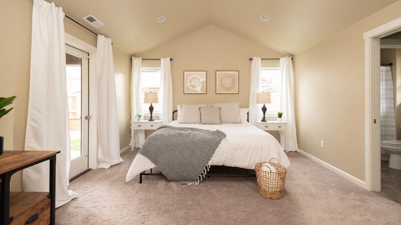 Photo of Others in Larkspur