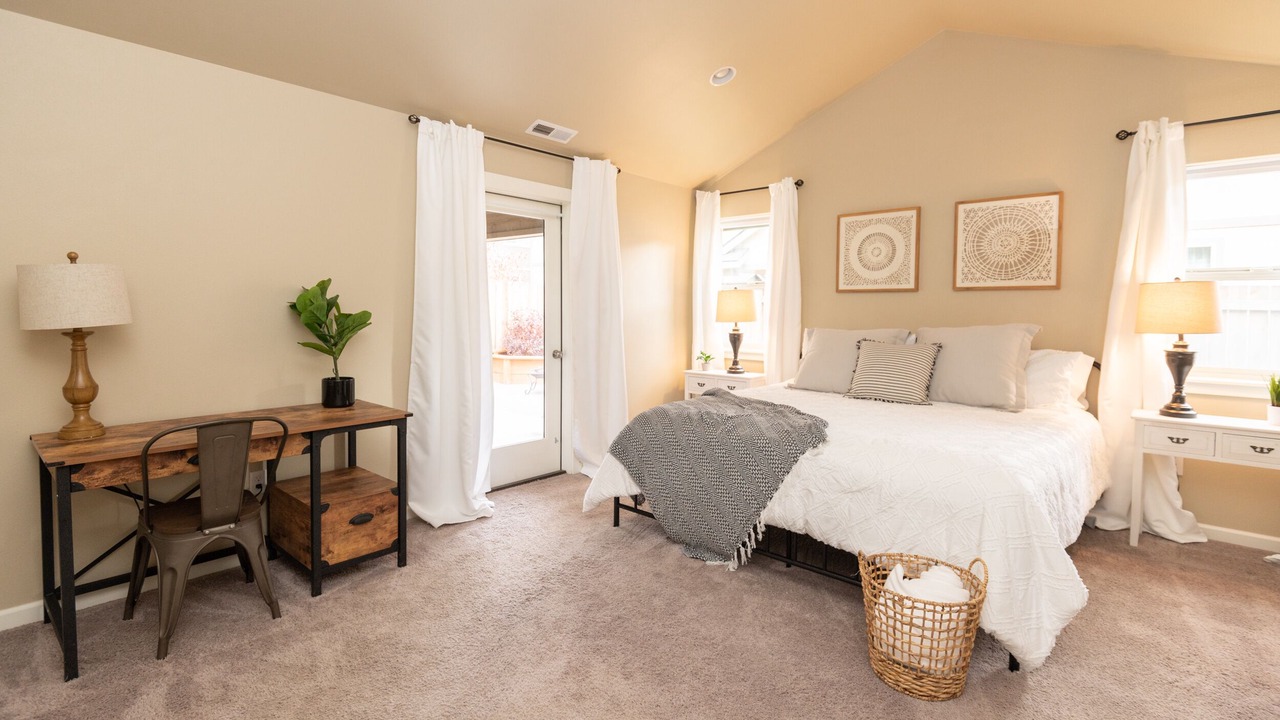 Photo of Bedroom in Larkspur