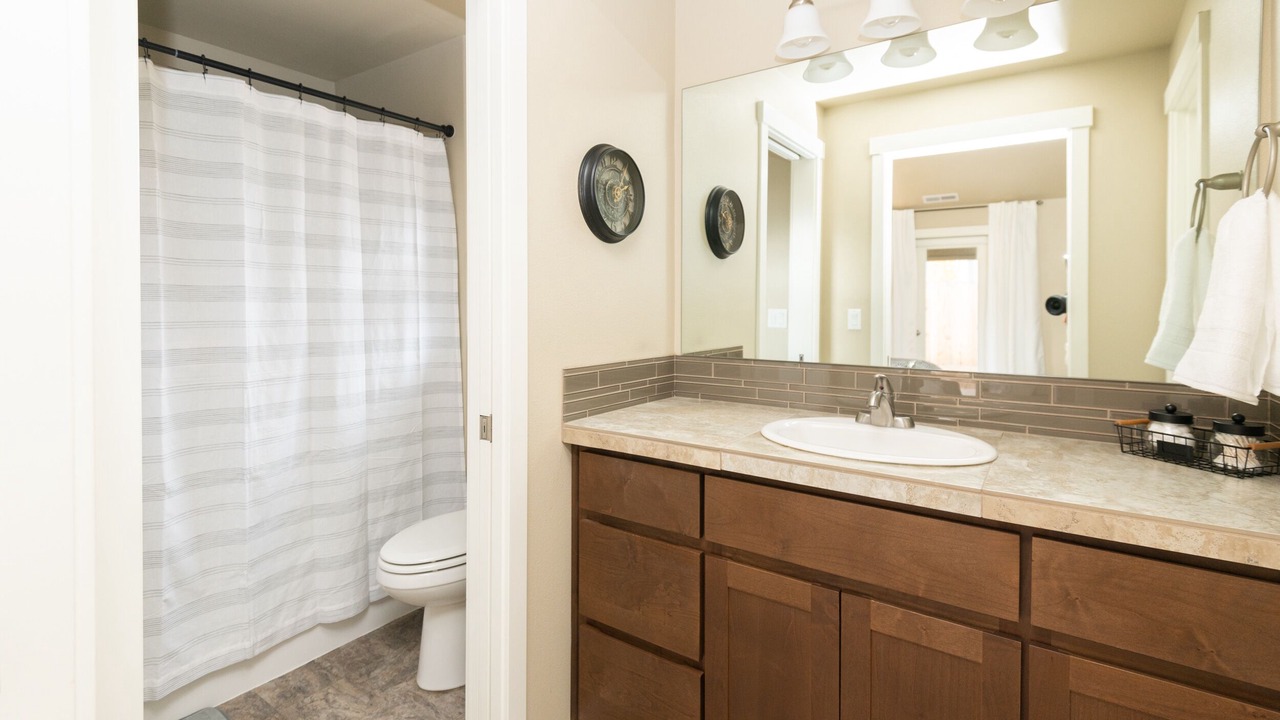 Photo of Bathroom in Larkspur