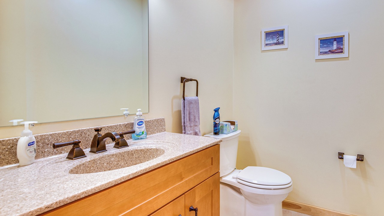 Photo of Bathroom in Granville Summit
