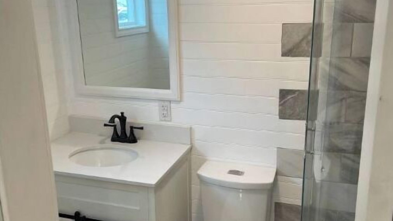 Photo of Bathroom in Lindon