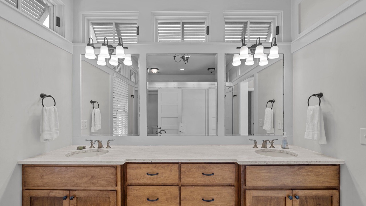 Photo of Bathroom in Oriental