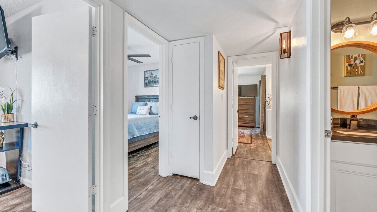 Photo of Bedroom in Desert Foothills Estates