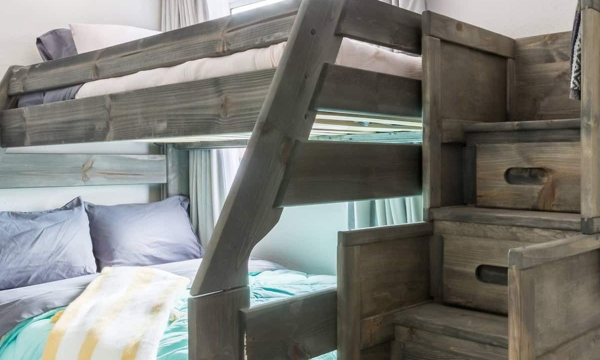 Photo of Bedroom in Desert Park Estates