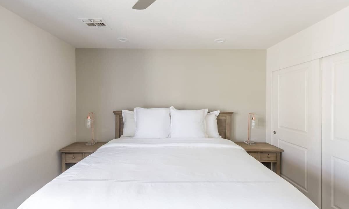Photo of Bedroom in Desert Park Estates