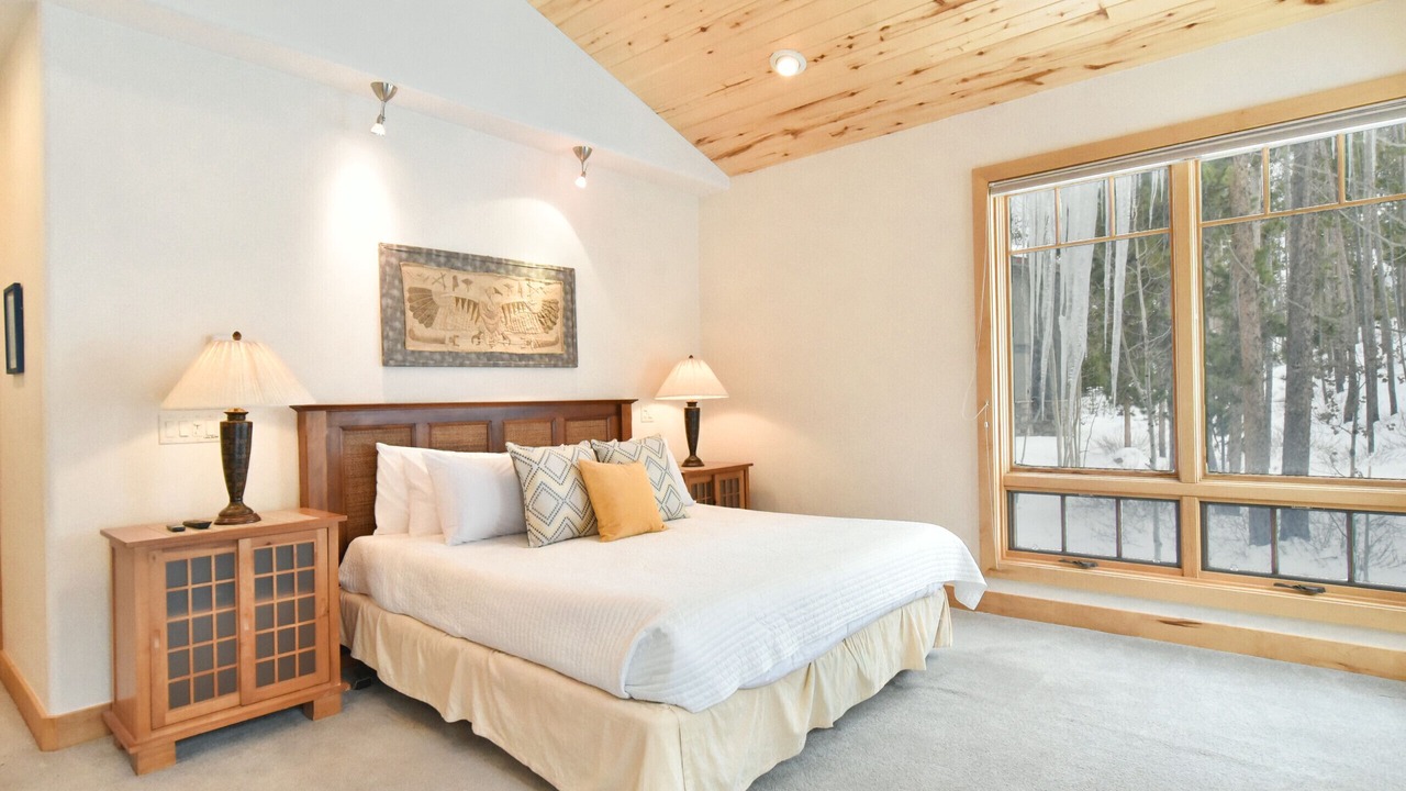 Photo of Bedroom in The Reserve