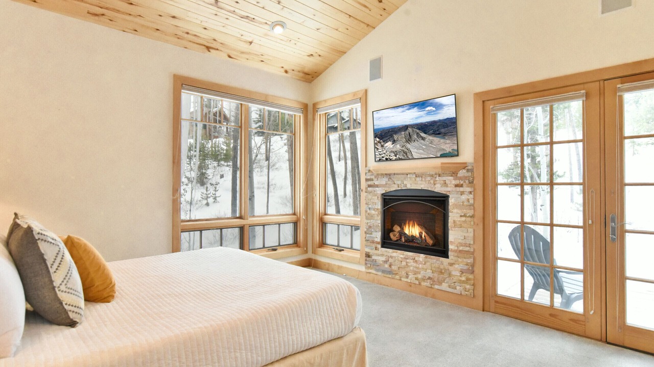 Photo of Bedroom in The Reserve