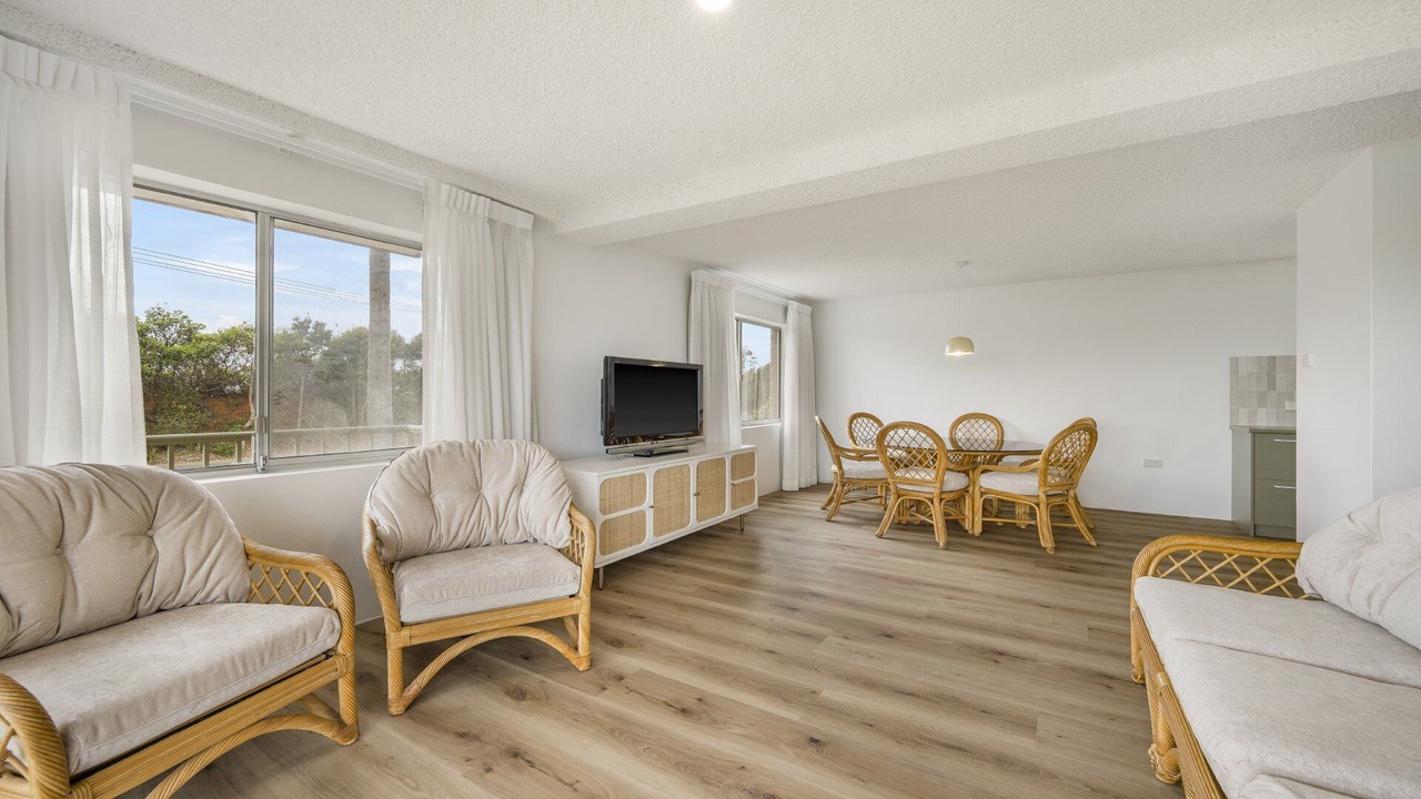 Photo of Livingroom in Flynns Beach