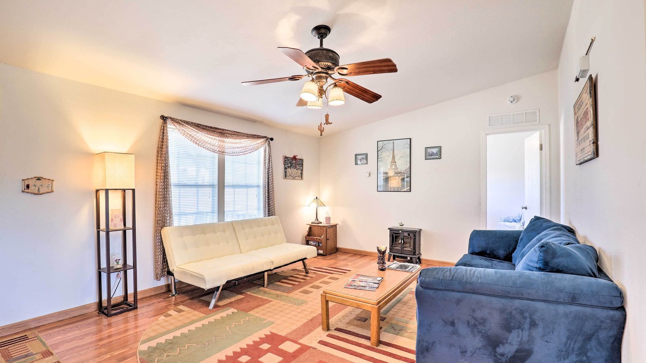 Photo of Livingroom in Tombstone