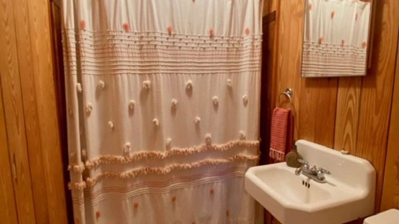 Photo of Bathroom in Alligator Point