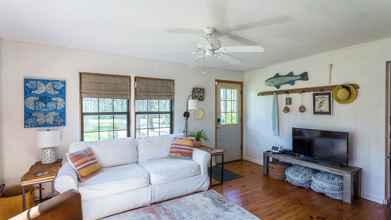 Photo of Livingroom in Alligator Point