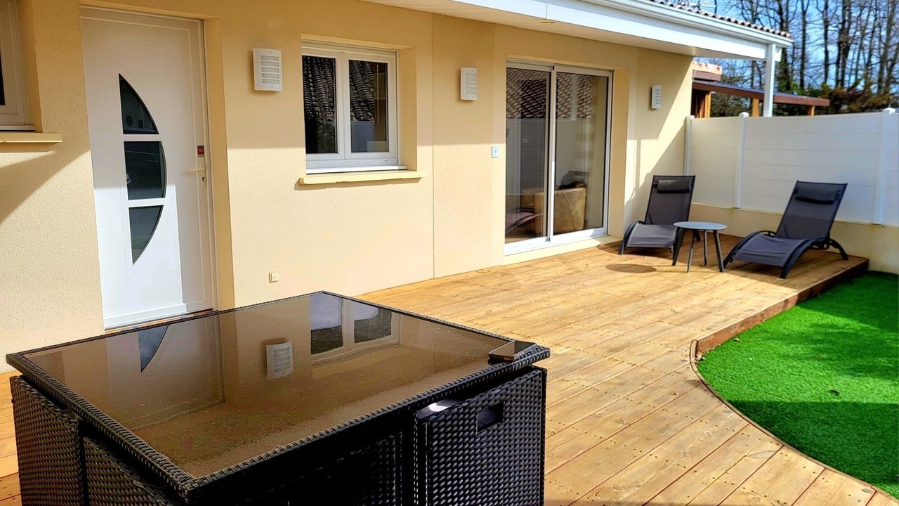 Photo of Patio Balcony in Arsac