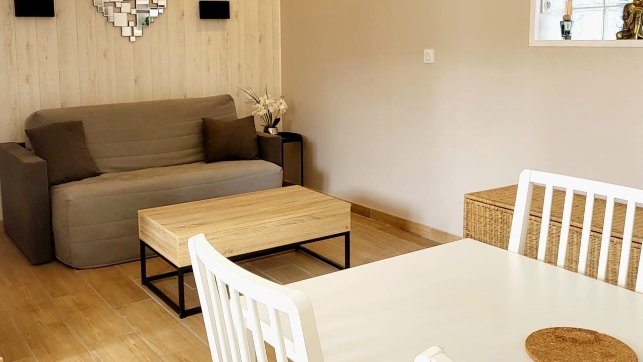 Photo of Livingroom in Arsac