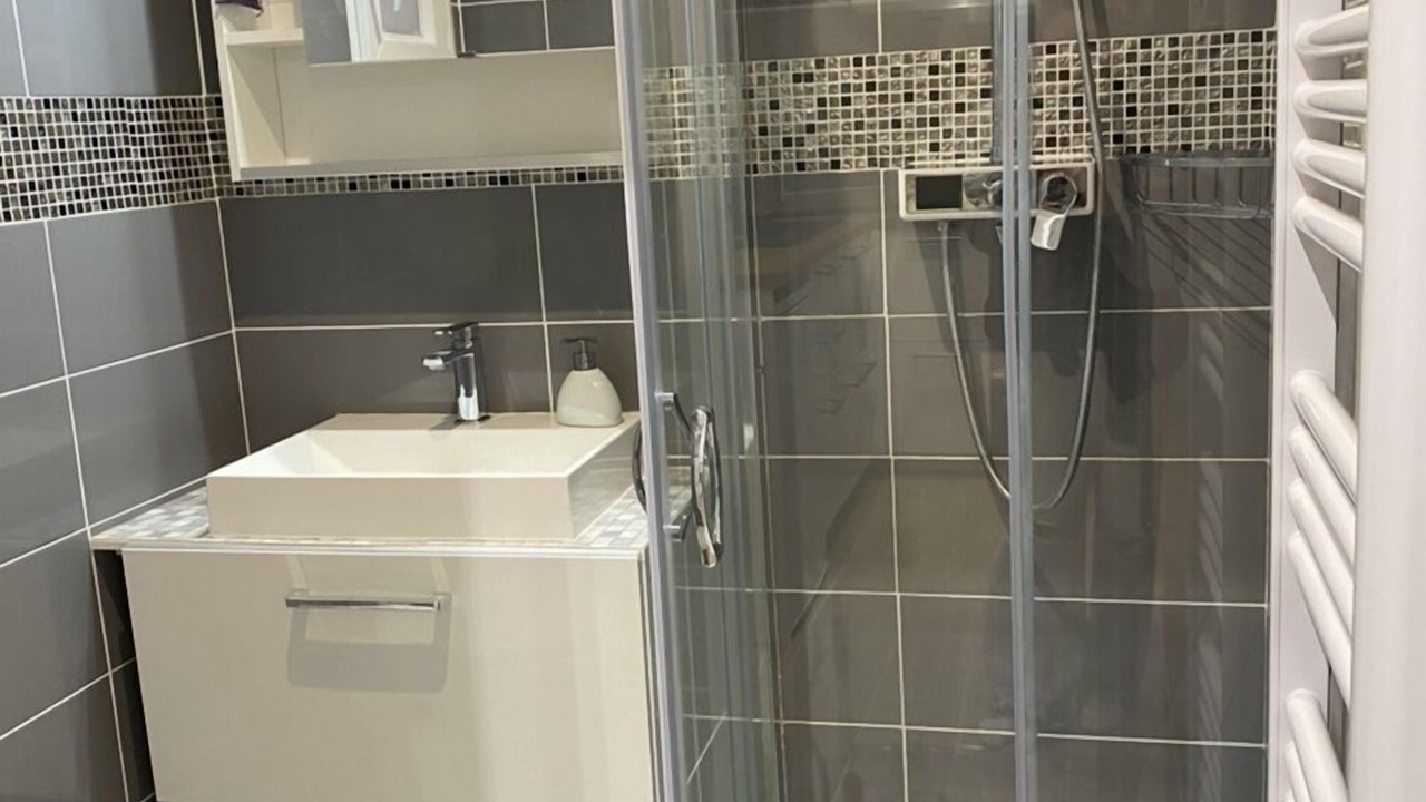 Photo of Bathroom in Arsac