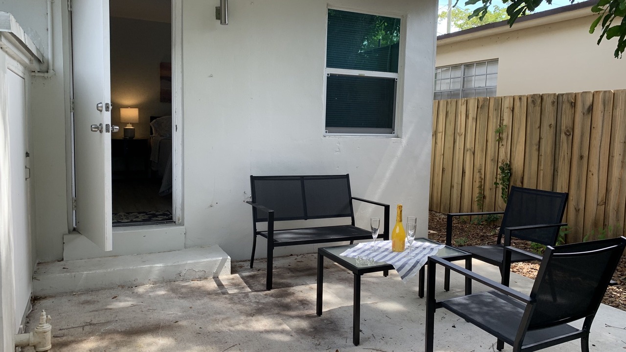 Photo of Patio Balcony in Hallandale Beach