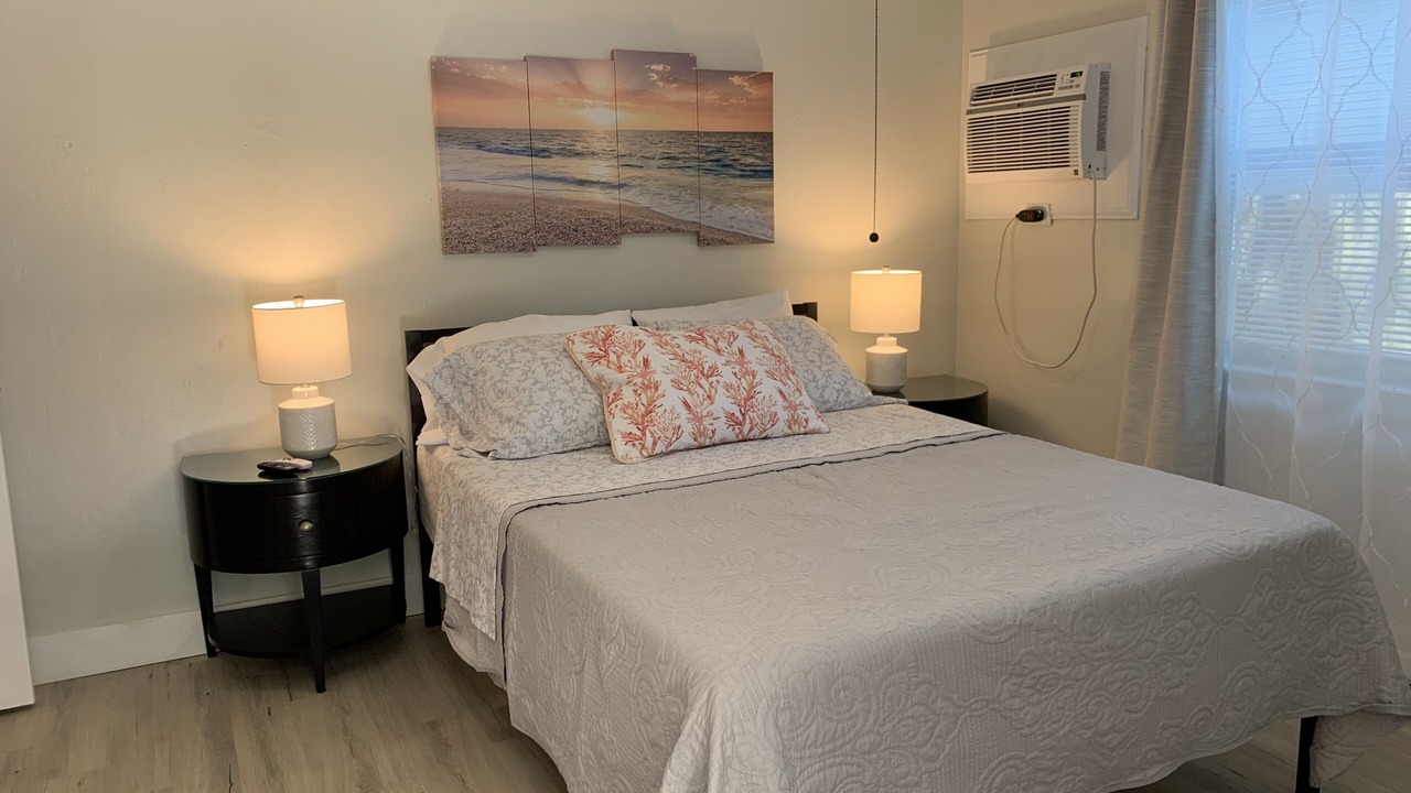 Photo of Bedroom in Hallandale Beach
