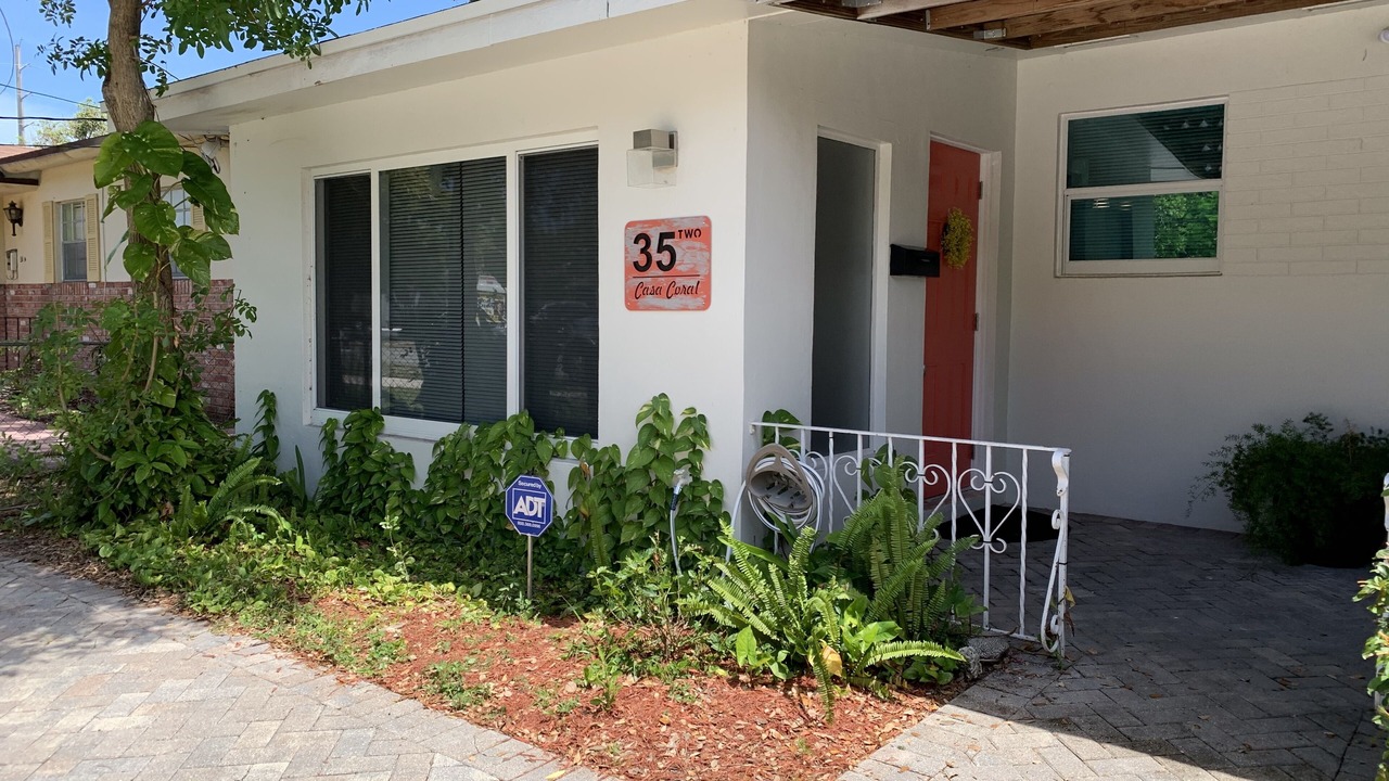 Photo of Outdoor in Hallandale Beach