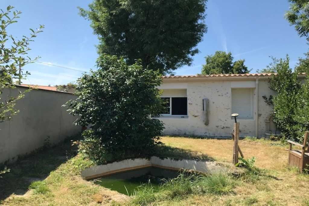 Photo of Outdoor in Beaulieu-sous-la-Roche