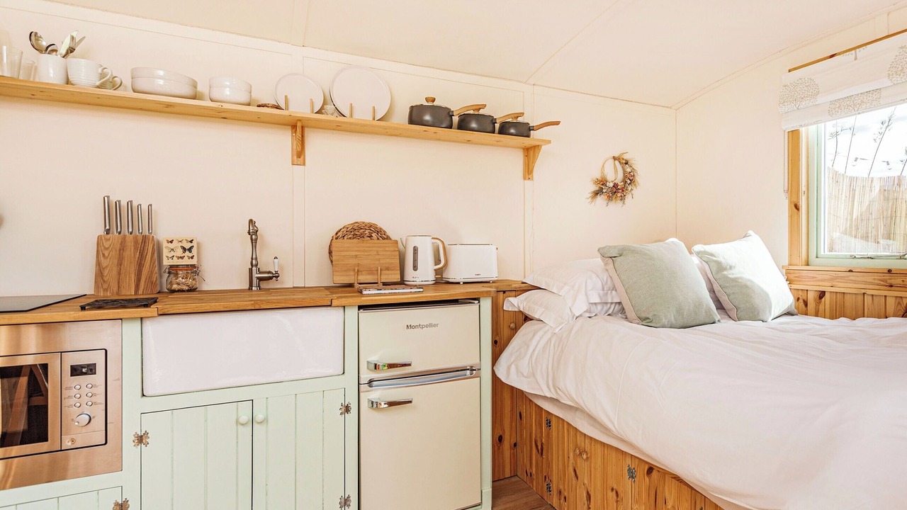 Photo of Others in Heights of Achterneed