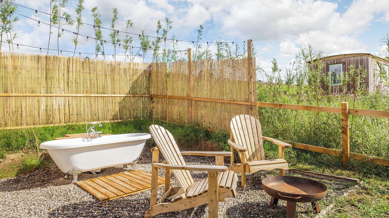 Photo of Others in Heights of Achterneed