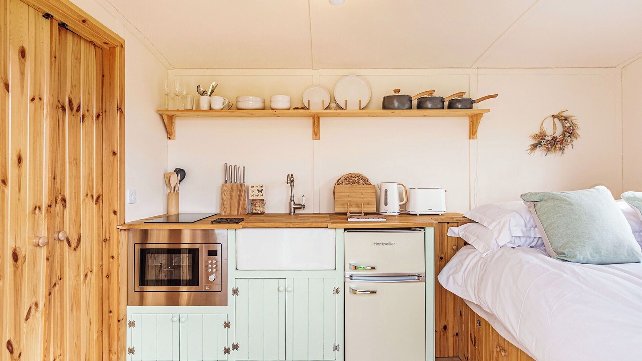 Photo of Others in Heights of Achterneed