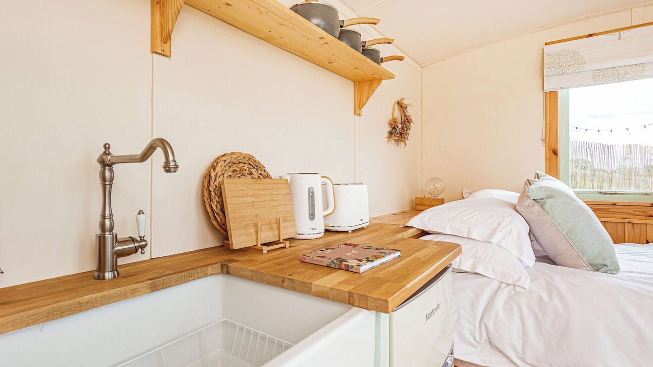 Photo of Others in Heights of Achterneed