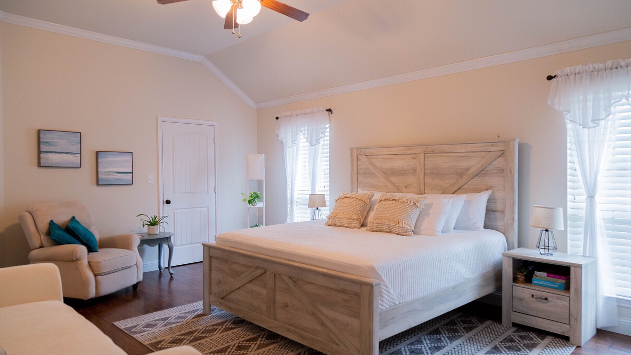 Photo of Bedroom in Weatherford