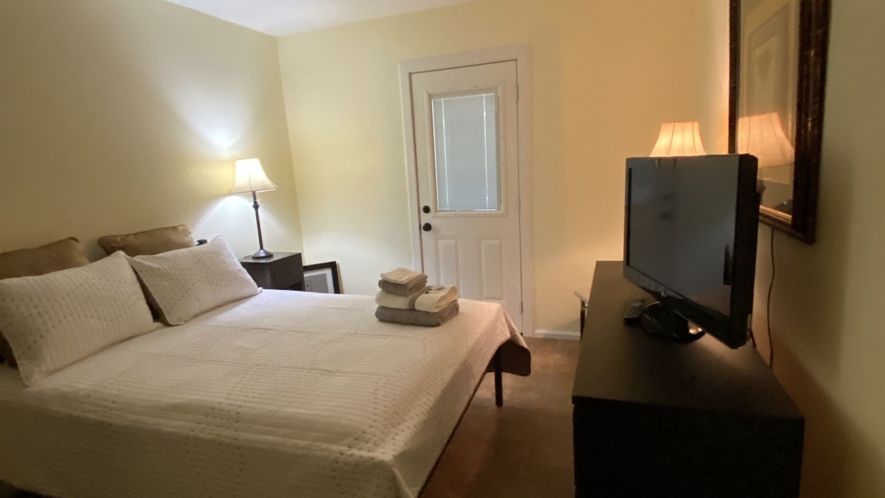 Photo of Bedroom in Grogan's Mill
