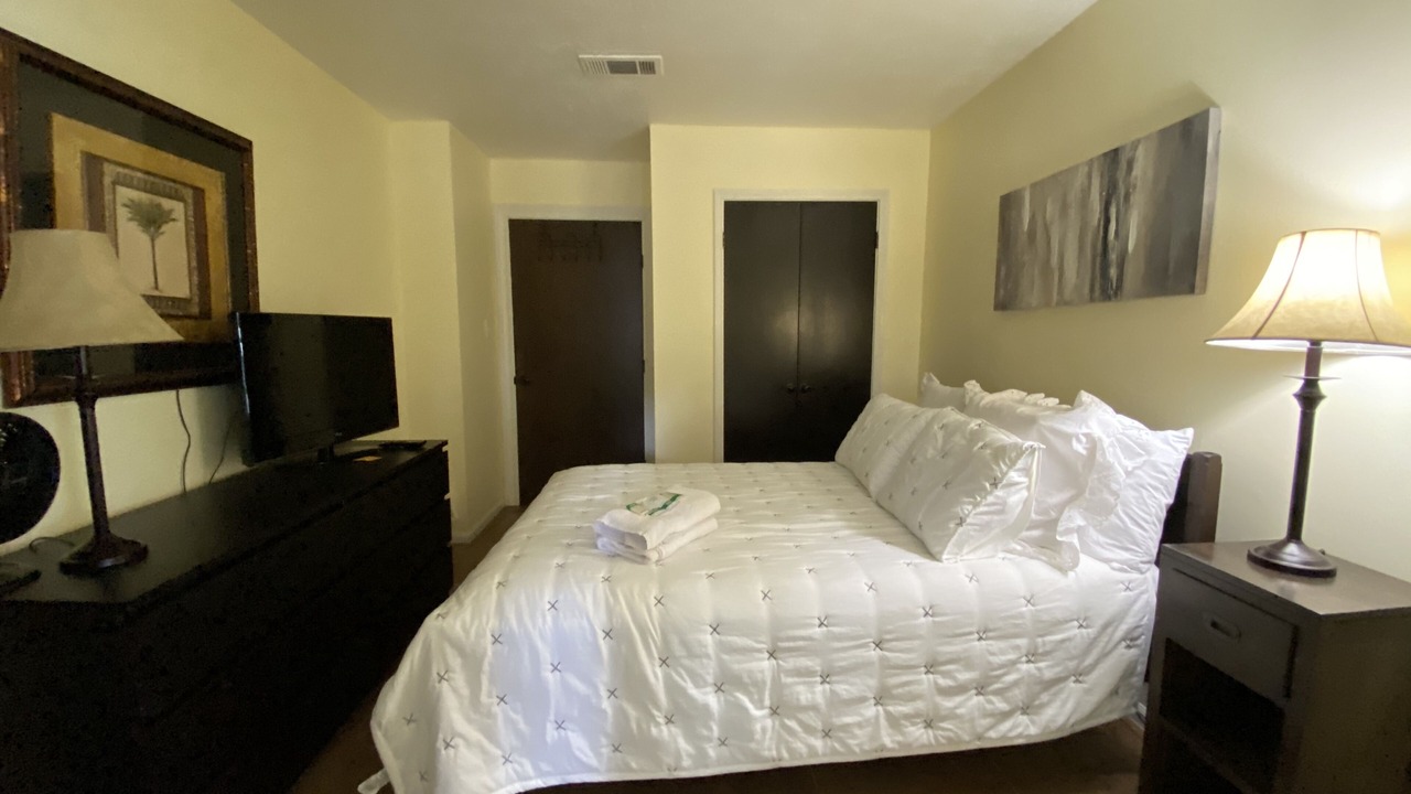Photo of Bedroom in Grogan's Mill
