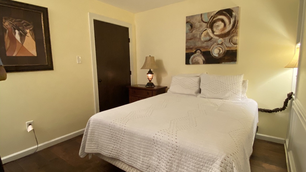 Photo of Bedroom in Grogan's Mill