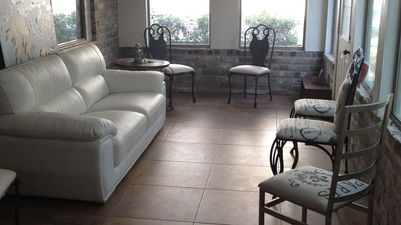 Photo of Livingroom in Grogan's Mill