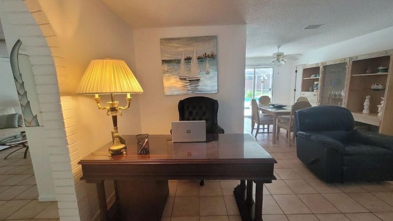 Photo of Livingroom in Palm Harbor
