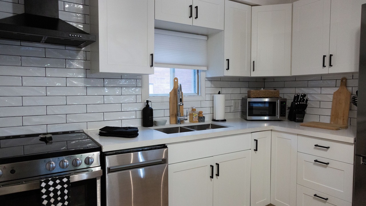 Photo of Kitchen in Port Dalhousie