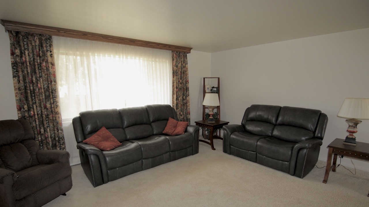 Photo of Livingroom in Monticello
