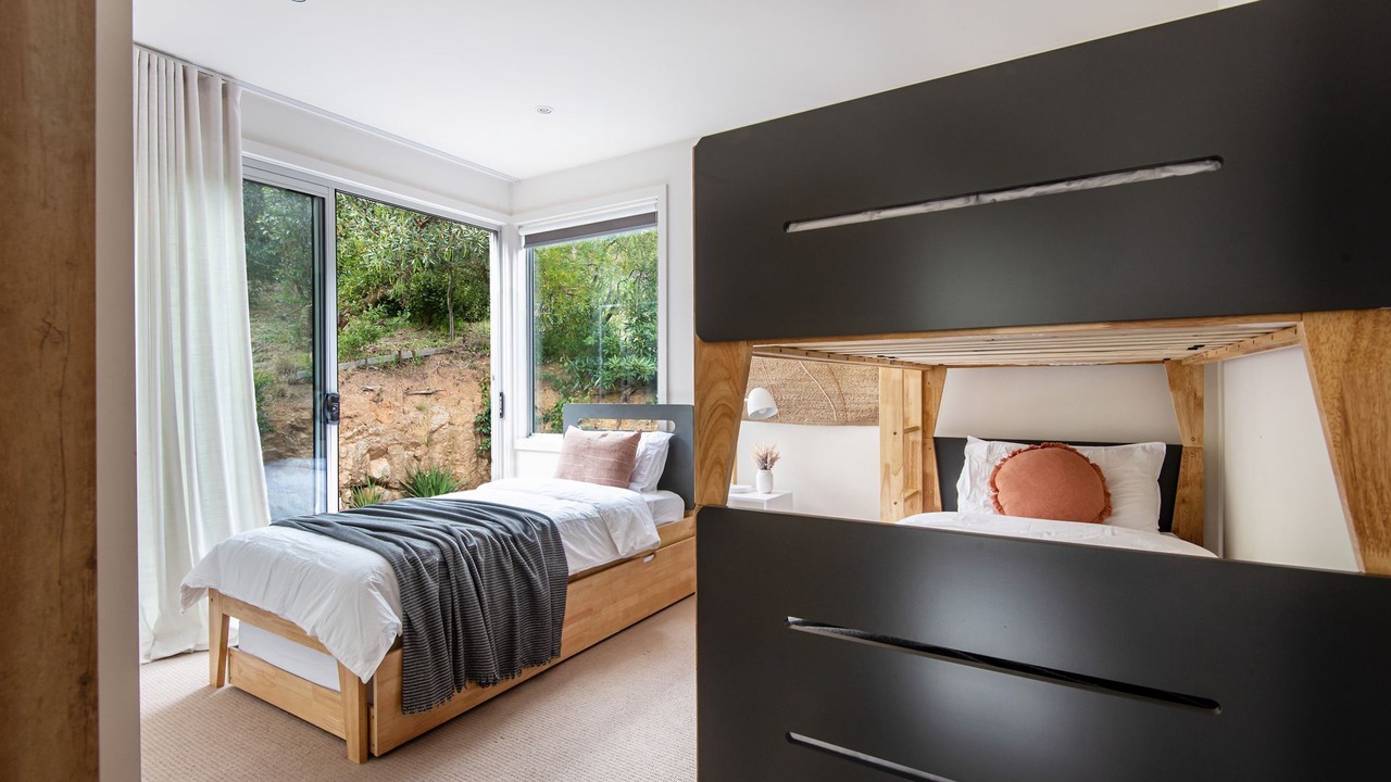 Photo of Others in McCrae