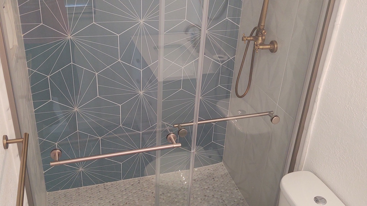 Photo of Bathroom in Pleasure Isles