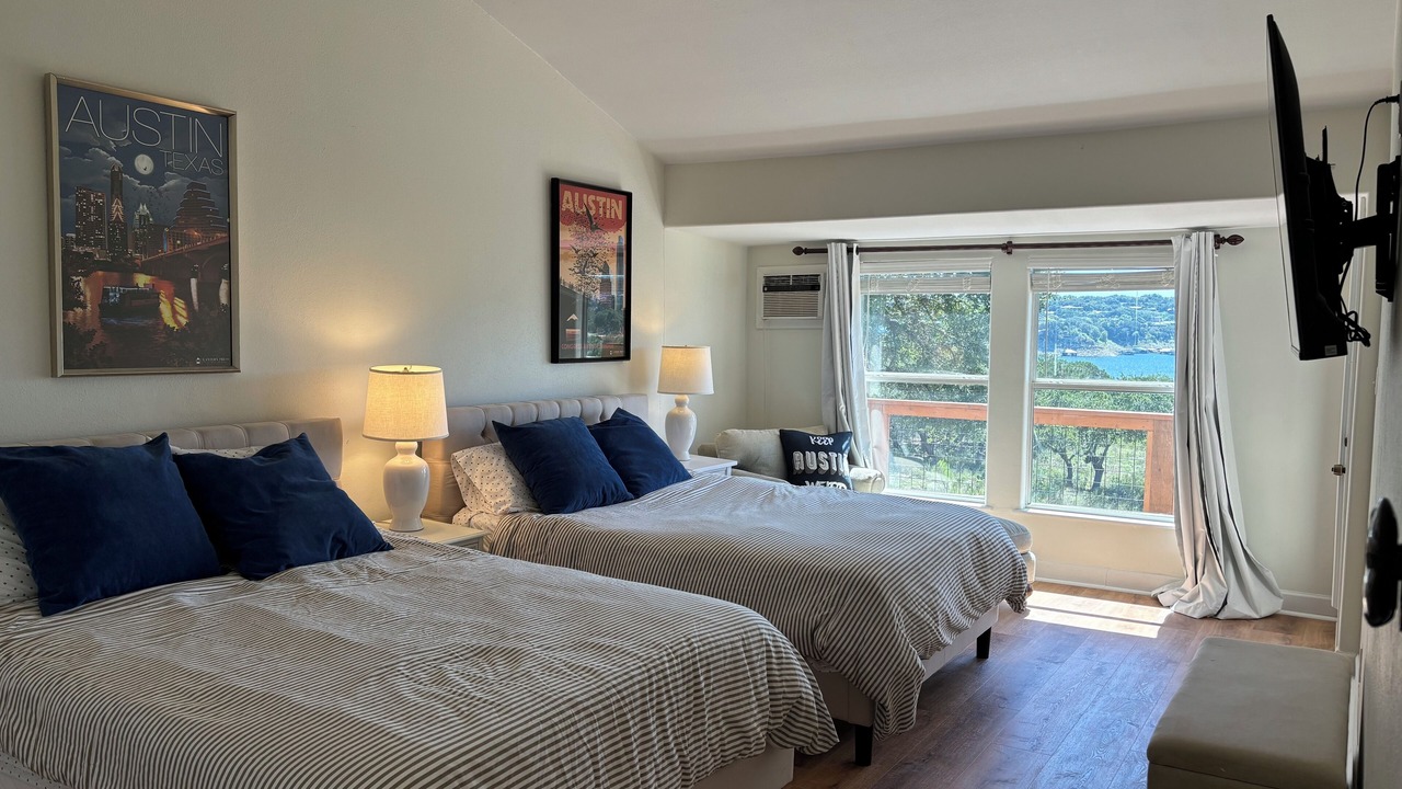Photo of Bedroom in Comanche Point At Point Venture