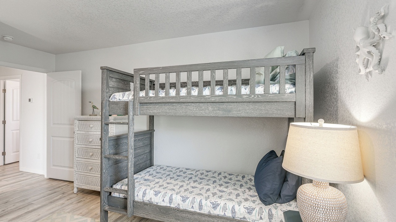 Photo of Bedroom in Surfside Beach
