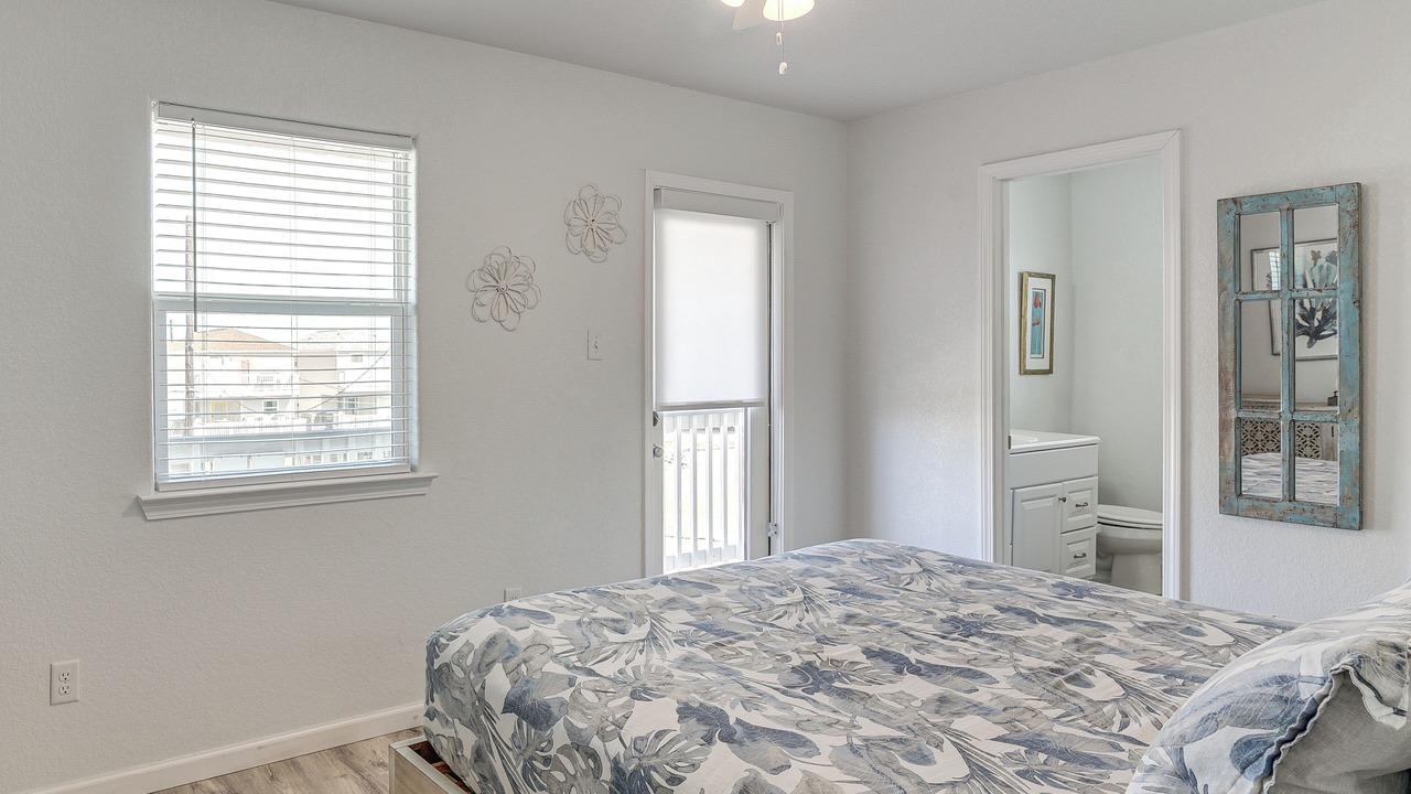 Photo of Bedroom in Surfside Beach