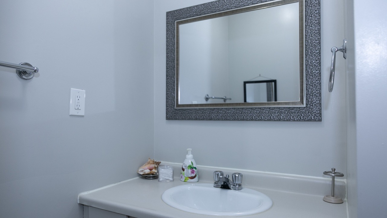 Photo of Bathroom in Port Dalhousie
