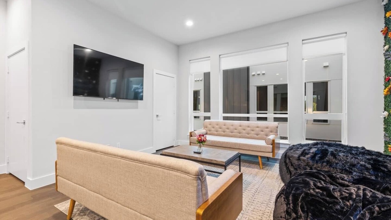 Photo of Livingroom in Old East Dallas